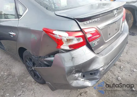 2018 Nissan Sentra S z USA, uszkodzony, nr VIN 3N1AB7AP1JY315726